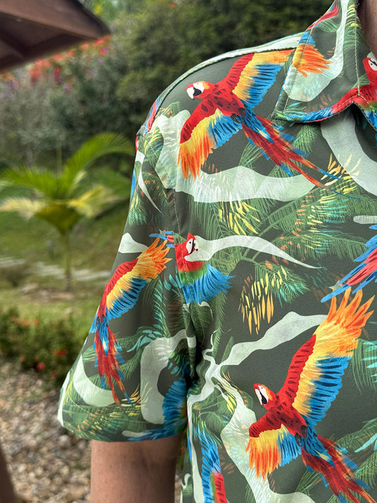 Guayabera Guacamaya Roja