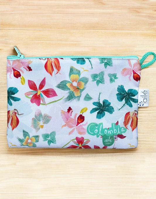 Cosmetiquera grande o pequeña ilustrada con orquídeas colombianas — flor nacional de Colombia — Cattleya trianae - souvenir colombiano original, regalo para extranjeros, regalo sostenible. Ailé