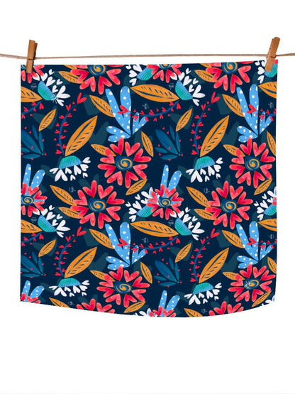 Pañoleta pequeña con ilustrada con flores colombianas, corazones, amor, amistad, unión, alegría, inspiración, gratitud, regalo Día de la Madre pañoleta Colombia, pañoleta grande ilustrada Colombia , pañoleta regalo mujer Colombia, pañoleta regalo Amor y Amistad Colombia, pañoleta cabello Colombia, pañoletas cuadradas grandes para hacer top souvenir Colombia pañoleta turista, regalo original mujer pañoleta Colombia, pañoleta regalo navidad colombiana, pañoleta larga ilustrada Colombia. Ailé